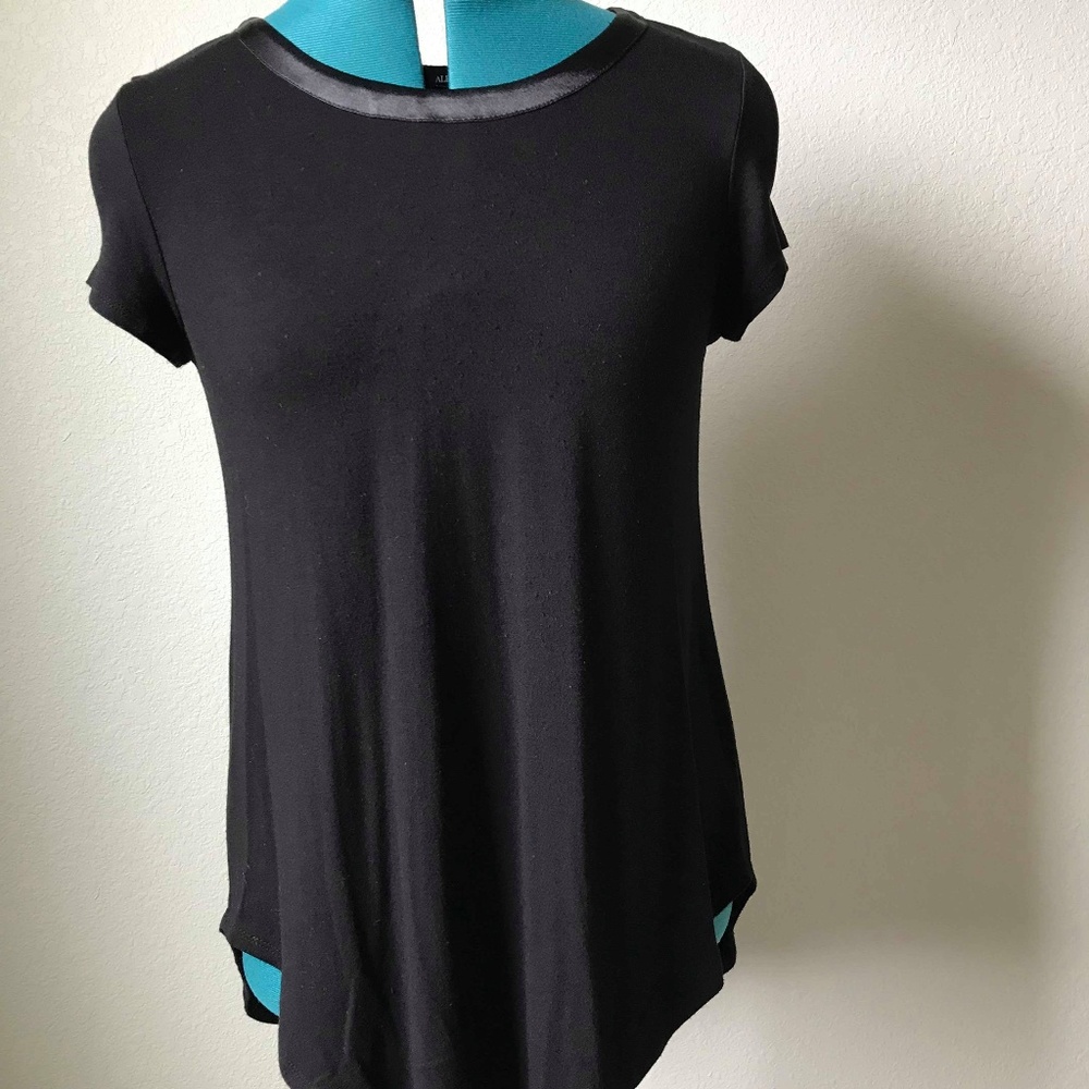 ALFANI Black Dressy Tee Shirt Short Sleeve